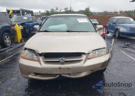 2000 Honda Accord 2.3 Lx from USA, damaged, VIN 1HGCG6658YA043216